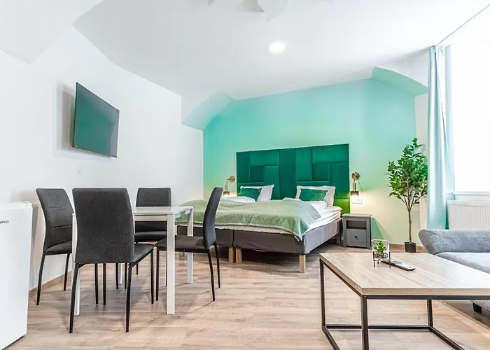 Kingbed 1br In A Great Location Of Apartman Bécs