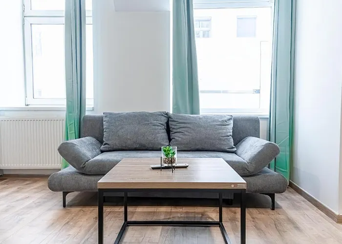 Kingbed 1br In A Great Location Of Apartman