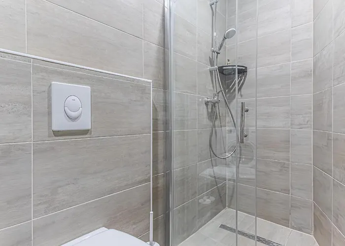 Kingbed 1br In A Great Location Of Bécs